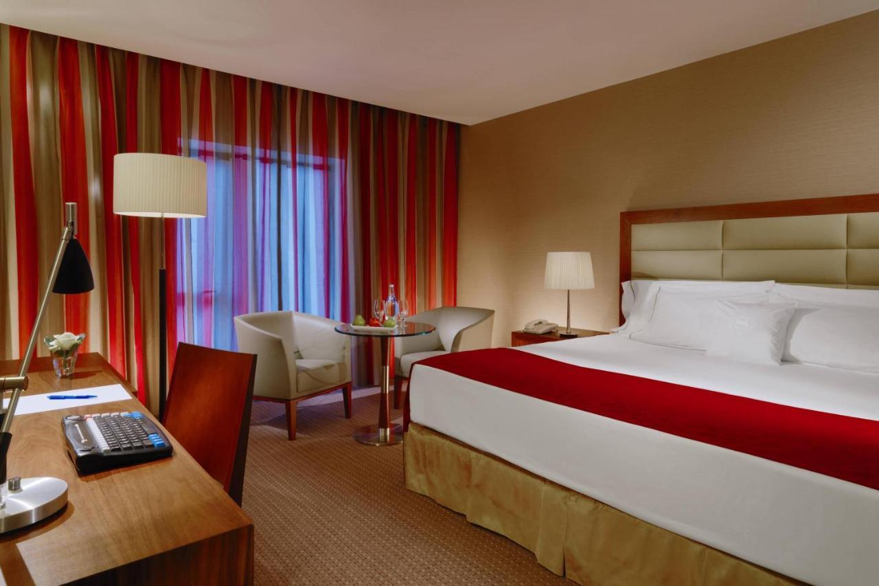 Sheraton Athlone Hotel Экстерьер фото