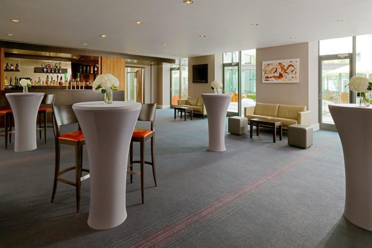 Sheraton Athlone Hotel Экстерьер фото