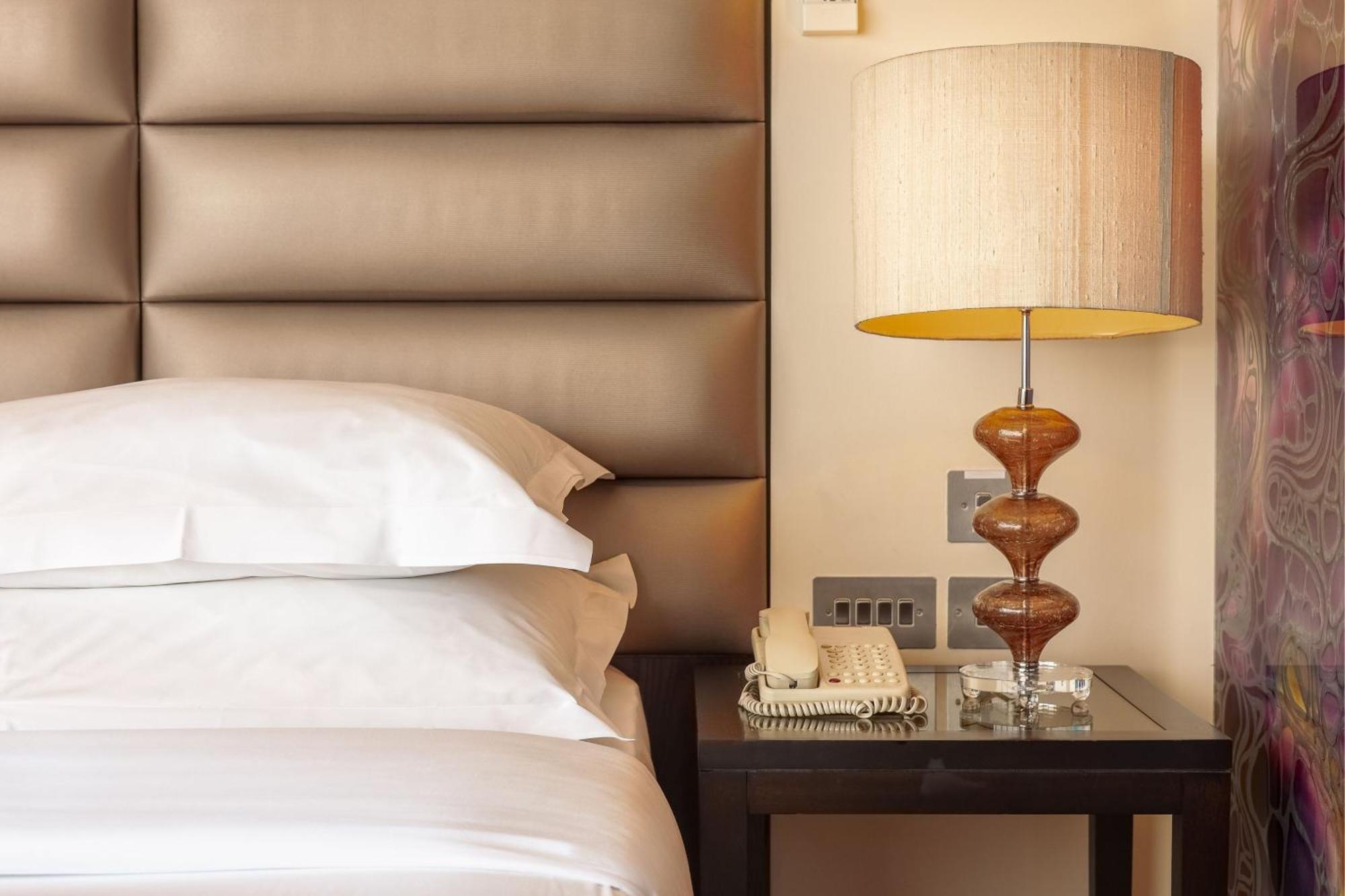 Sheraton Athlone Hotel Экстерьер фото
